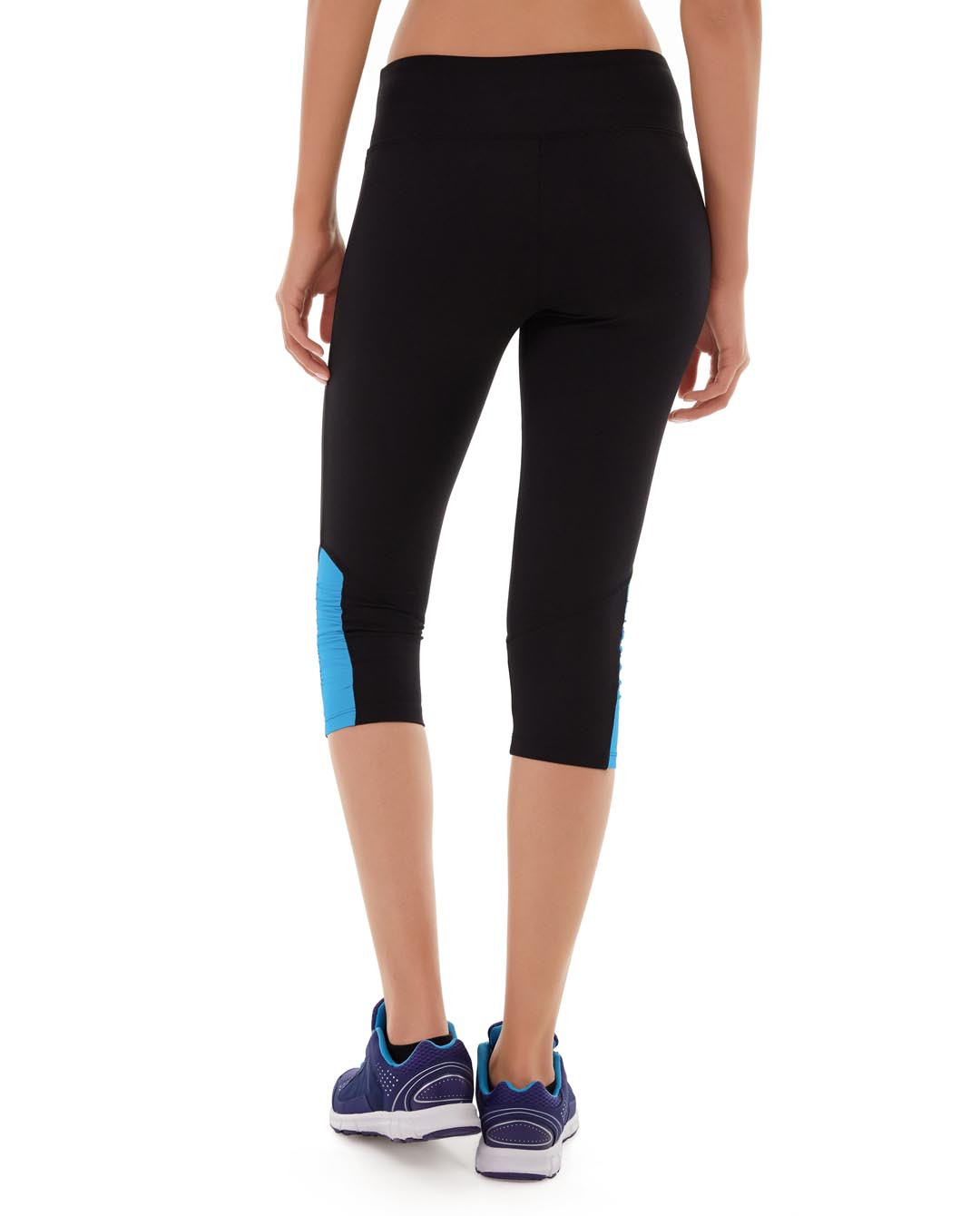 wp07-black_back.jpg